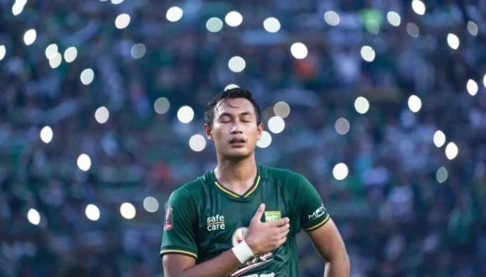 Hansamu Yama: Dari Kapten Persebaya Hingga Pemain Andalan Arema FC