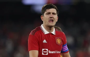 Harry Maguire dan Reaksi Para Pemain Terkait Pensiunnya Kasper Schmeichel