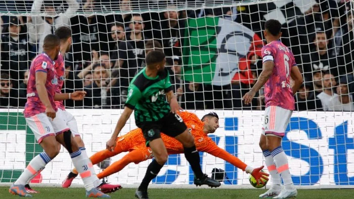 Iron Man Tumbang, Sassuolo Kalah Dramatis dari Torino di Serie A
