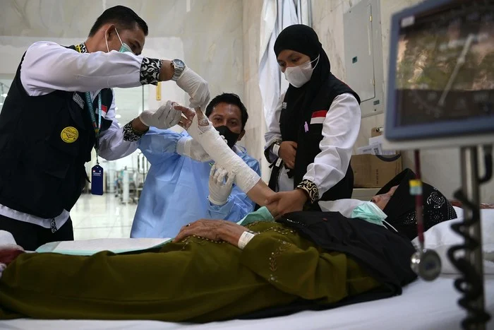 Jemaah Haji diimbau Bijak Pakai Obat Penunda Haid demi Kesehatan dan Ketertiban Ibadah