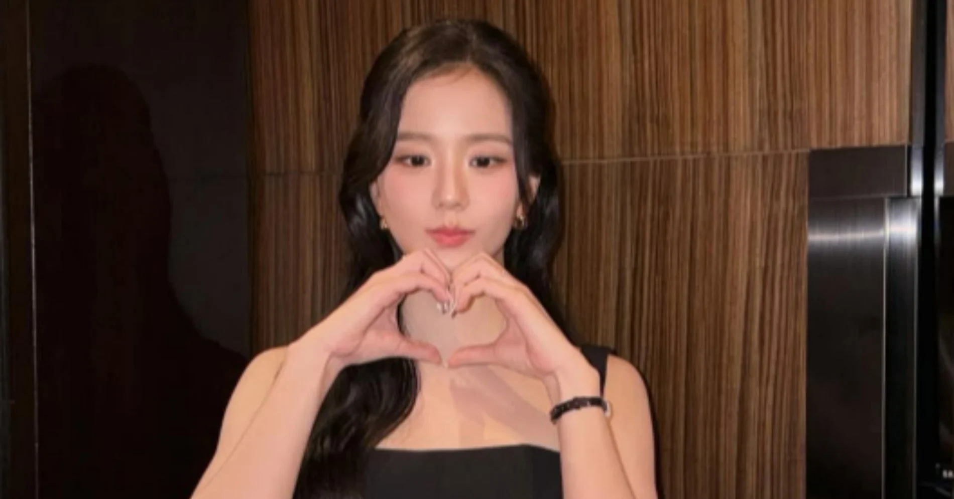 Jisoo BLACKPINK Raih Penghargaan Rising Star di Canneseries, Prestasi Terbaru Grup K-Pop