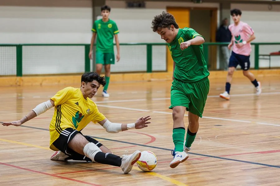 João Moutinho dan Dunia Futsal: Escola Crescer Kalah dan GD Macedense B Menang
