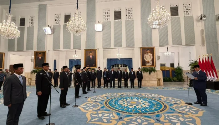 Jumhur Hidayat: Dari Aktivis Buruh hingga Menteri Lingkungan Hidup