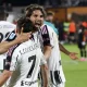 Juventus Hadapi Tantangan Baru: Mencari Bek Baru dan Menjaga Pemain Utama