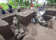 Kediri: Situs Adan-Adan, Kemiskinan, dan Upaya Pemkab