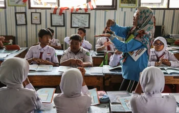 Kemendikdasmen: Guru Non-ASN Boleh Mengajar di Sekolah Negeri