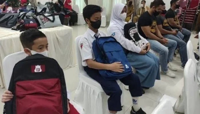 Kemensos Ungkap Temuan Pengadaan Sepatu Sekolah Rakyat Rp 27 Miliar