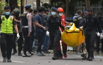 Kerusuhan Derry Memuncak: Remaja 13 Tahun Ditangkap Setelah Bom Bensin Dilempar ke Polisi