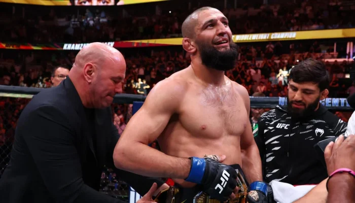 Khamzat Chimaev Menuai Kontroversi Setelah Pertarungan di UFC 328