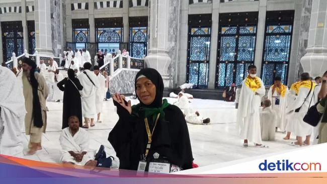 Kisah Haru Guru Ngaji yang Menjemput Haji dengan Menabung Setelah Salat Subuh