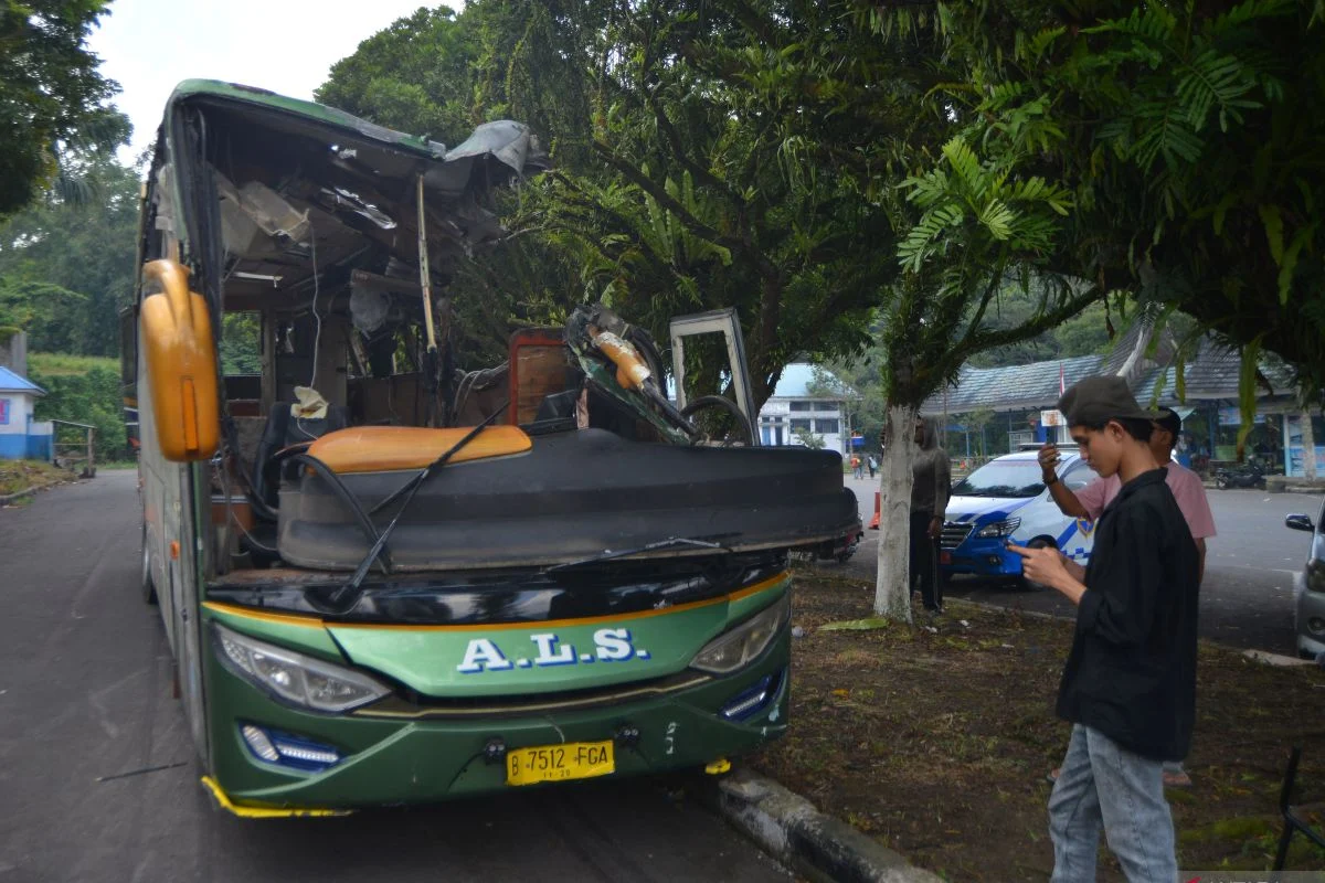 Kisah Pilu Pasangan Suami Istri Korban Kecelakaan Bus ALS di Muratara