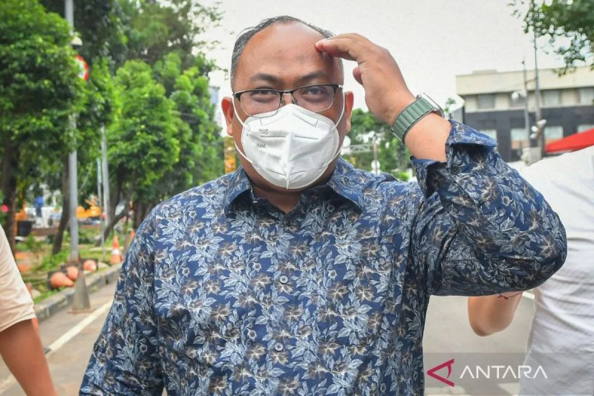 KPK Sita Ratusan Juta dari Staf Ahli Menhub Era Budi Karya Sumadi