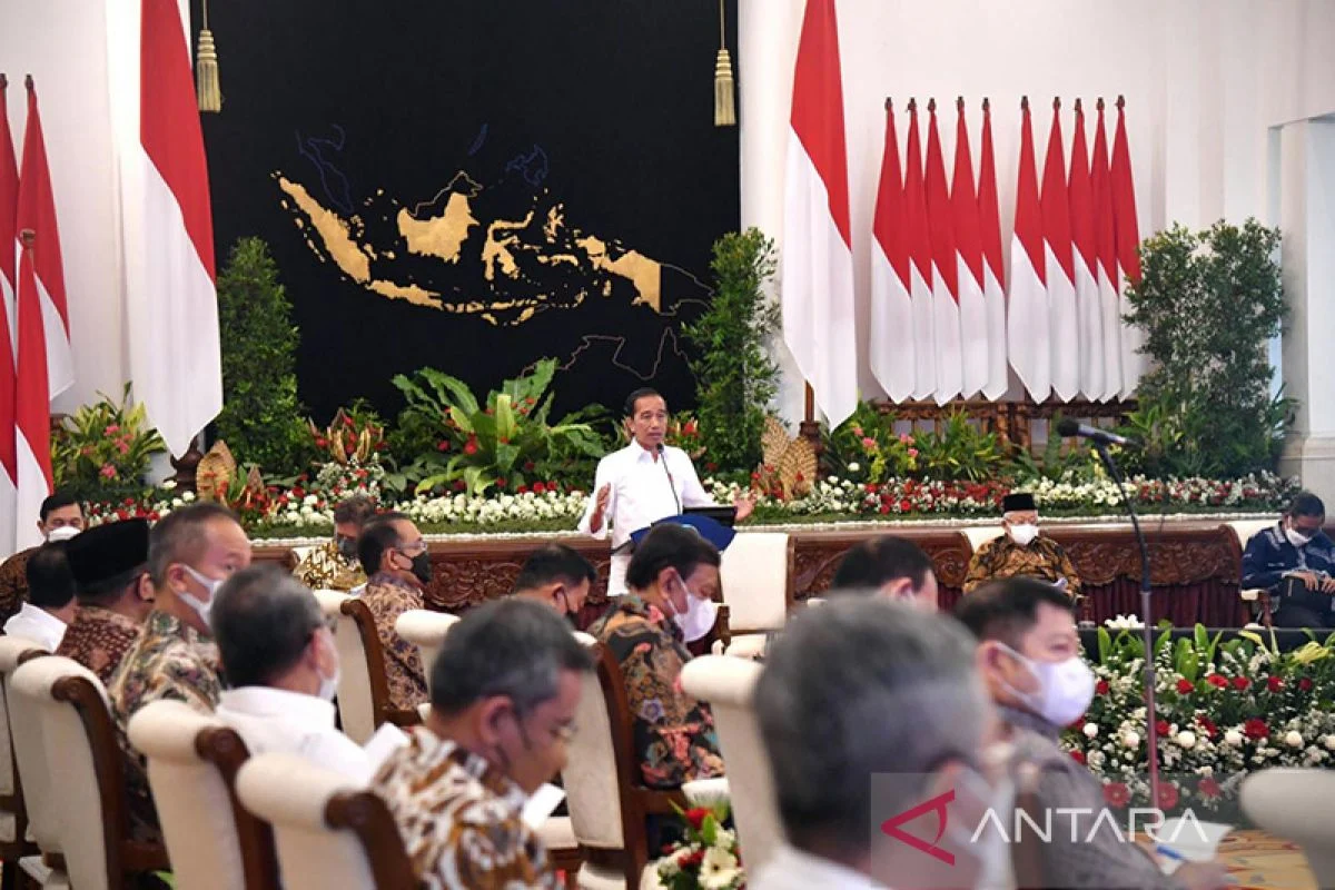 Krisis Global: UE Terancam, Indonesia Hadapi Tekanan Anggaran, Mali Terjerat Konflik