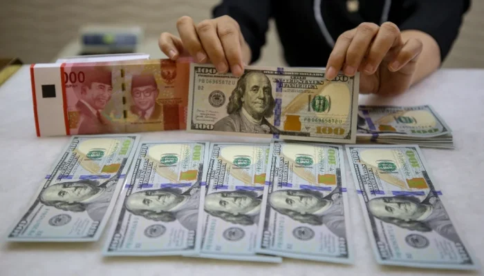 Kurs Dolar AS di BCA, BRI, Bank Mandiri, dan BNI Hari Ini: Apa yang Terjadi di Pasar Saham Asia?