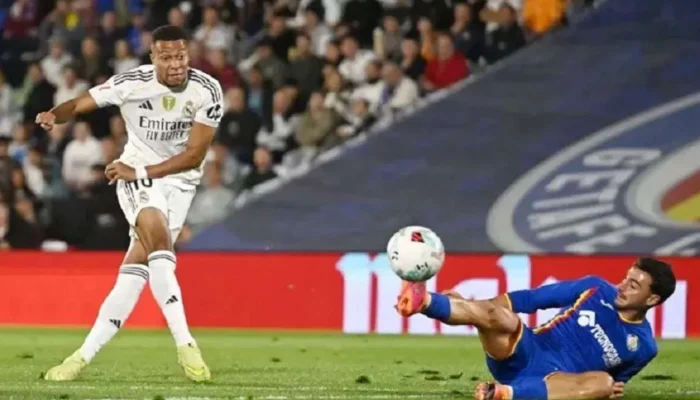 Kylian Mbappé: Antara Kritik dan Pujian di Real Madrid