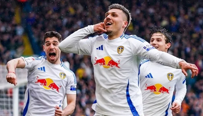 Leeds United Siap Menghadapi Musim Transfer yang Sibuk dengan Target Baru
