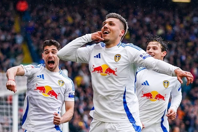 Leeds United Siap Menghadapi Musim Transfer yang Sibuk dengan Target Baru