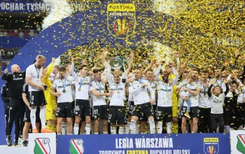 Legia Warszawa: Klub Sepak Bola Polandia Lawan Kebudayaan Nasionalis