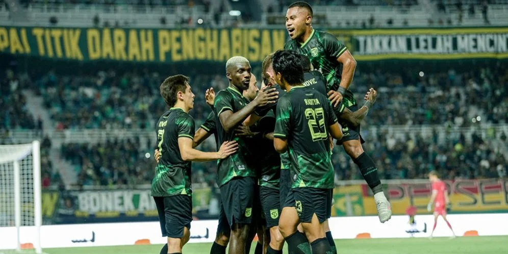 Liga 1: Persebaya Surabaya dan PSS Sleman Raih Kemenangan, Sementara Chelsea Siapkan Xabi Alonso Sebagai Manajer Baru