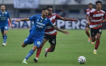 Liga 1: Persib Bandung Kalahkan Semen Padang FC 4-1, Tyronne del Pino Cetak Gol
