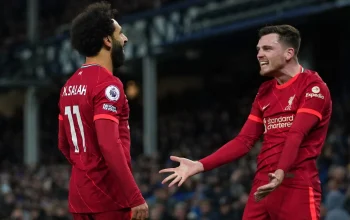 Liverpool FC Berencana untuk Menghormati Mohamed Salah dan Andy Robertson