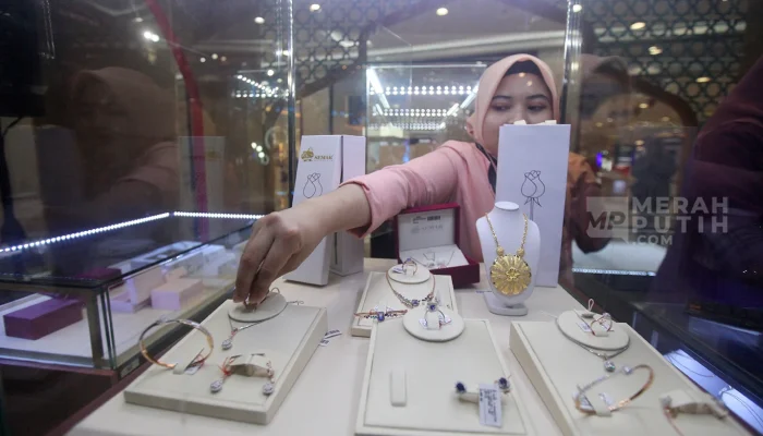 Lonjakan Harga Emas Perhiasan 25 April: Apa yang Harus Anda Ketahui Sekarang!