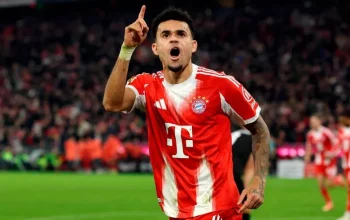 Luis Diaz Membuat Sejarah di Bundesliga dengan 15 Gol dan 14 Assist