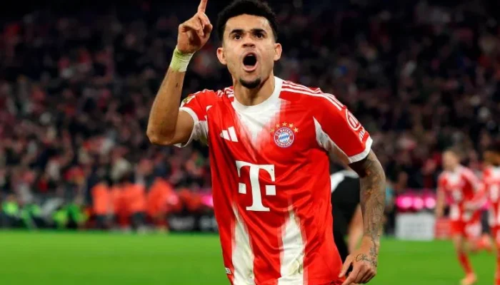 Luis Diaz Membuat Sejarah di Bundesliga dengan 15 Gol dan 14 Assist