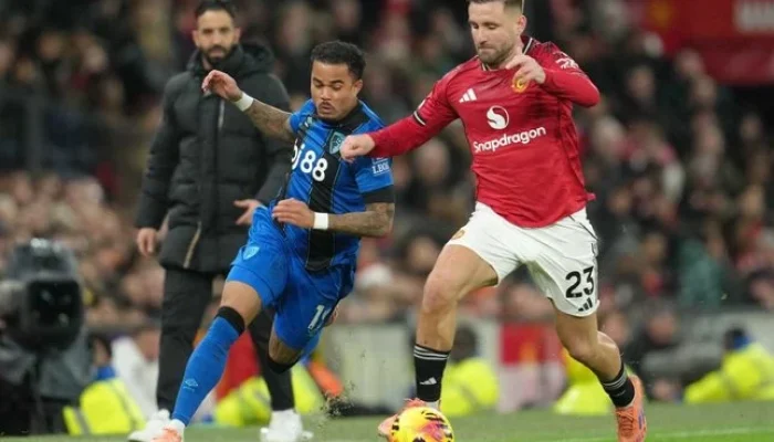 Luke Shaw Siap Kembali Bercahaya: Peran Kunci di Pertarungan Manchester United vs Liverpool