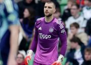 Maarten Paes Kebobolan Dua Gol, Ajax Kalah dari FC Utrecht