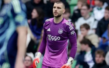 Maarten Paes Kebobolan Dua Gol, Ajax Kalah dari FC Utrecht