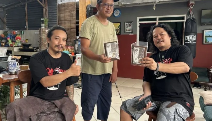 Membangun Kemandirian Difabel Melalui Seni di Surabaya