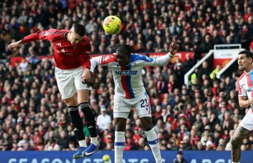 Menang atas Liverpool, Michael Carrick Ingatkan Pemain Manchester United untuk Tidak Berlebihan Merayakan