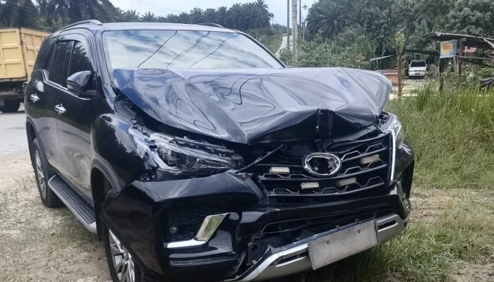 Mengapa Bagian Depan Mobil Didesain untuk Hancur saat Tabrakan?
