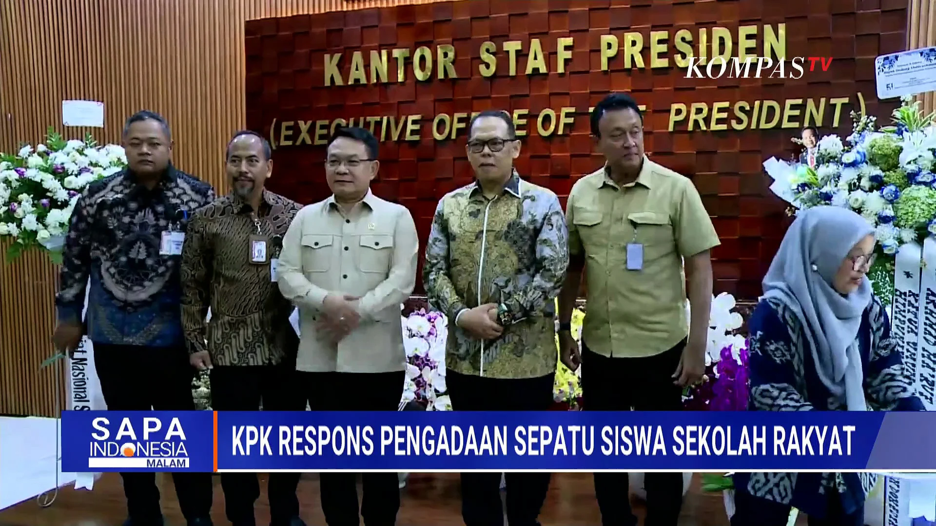 Mensos Gus Ipul Soroti Pengadaan Sepatu Sekolah Rakyat Rp 27 Miliar