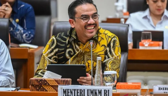 Menteri UMKM Tindak Lanjuti Arahan Presiden Soal Potongan Ojol Di Bawah 10%