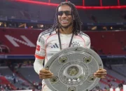 Michael Olise Dinobatkan Sebagai Pemain Terbaik Bundesliga Musim Ini
