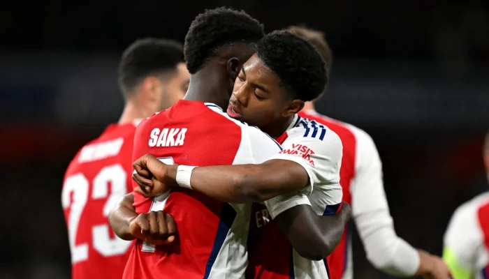 Myles Lewis-Skelly dan Bukayo Saka Tuntaskan Penantian Panjang Arsenal sebagai Juara Premier League
