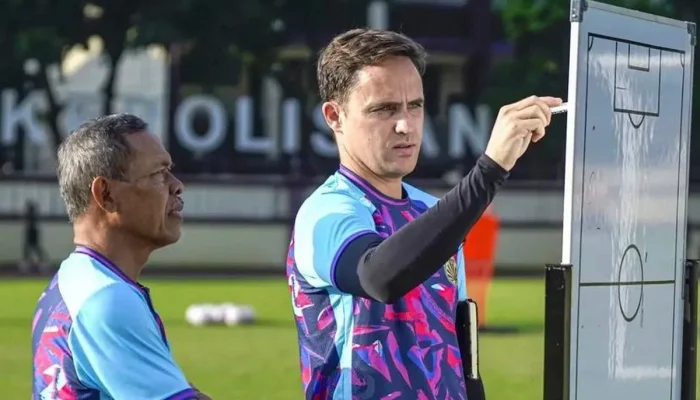 Paul Munster Pastikan Tetap Melatih Bhayangkara FC di Musim 2026/2027