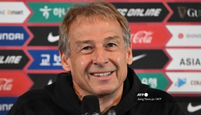 Pelatih Sepak Bola Nasional Korea Selatan Terkejut dengan Pengunduran Diri Kepala Asosiasi Sepak Bola