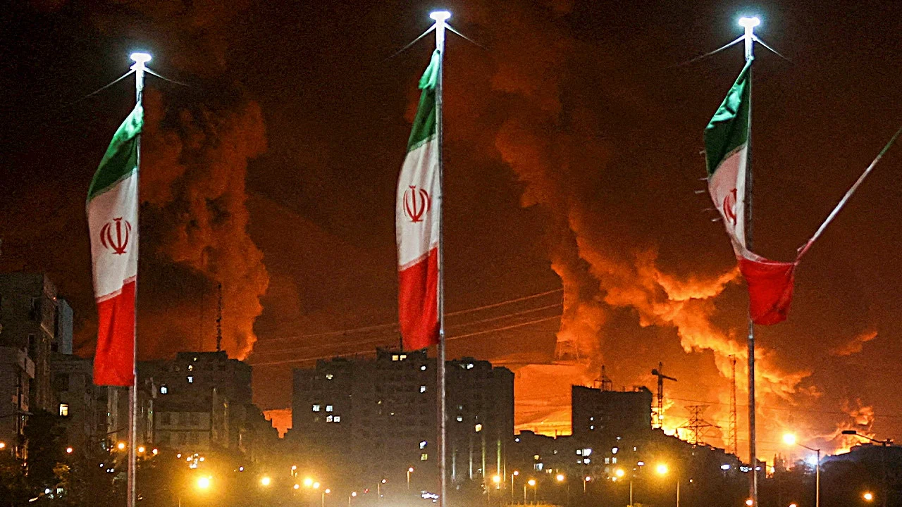 Perang Iran: AS Menanti Negosiasi, Tehran Mengulur Waktu Sambil Siap Eskalasi