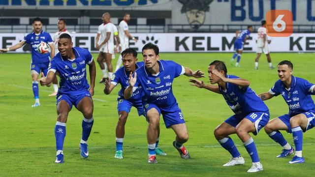 Persib Bandung Kukuh di Puncak Klasemen Sementara BRI Super League