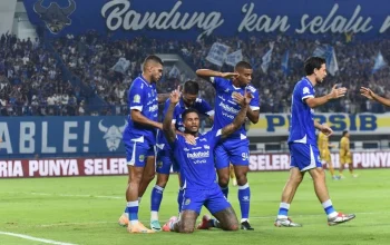 Persib Bandung Siap Tantang PSM Makassar untuk Rebut Gelar Juara Super League