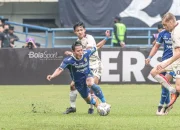 Persija Jakarta vs Persib Bandung: Pertarungan Sengit di Lapangan