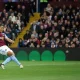 Pertarungan Sengit di Liga Premier: Aston Villa vs Liverpool