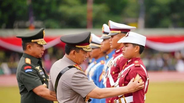 Pesan Djamari kepada Taruna Akpol dan Sorotan TB Hasanuddin pada Perpres Pencegahan Ekstremisme