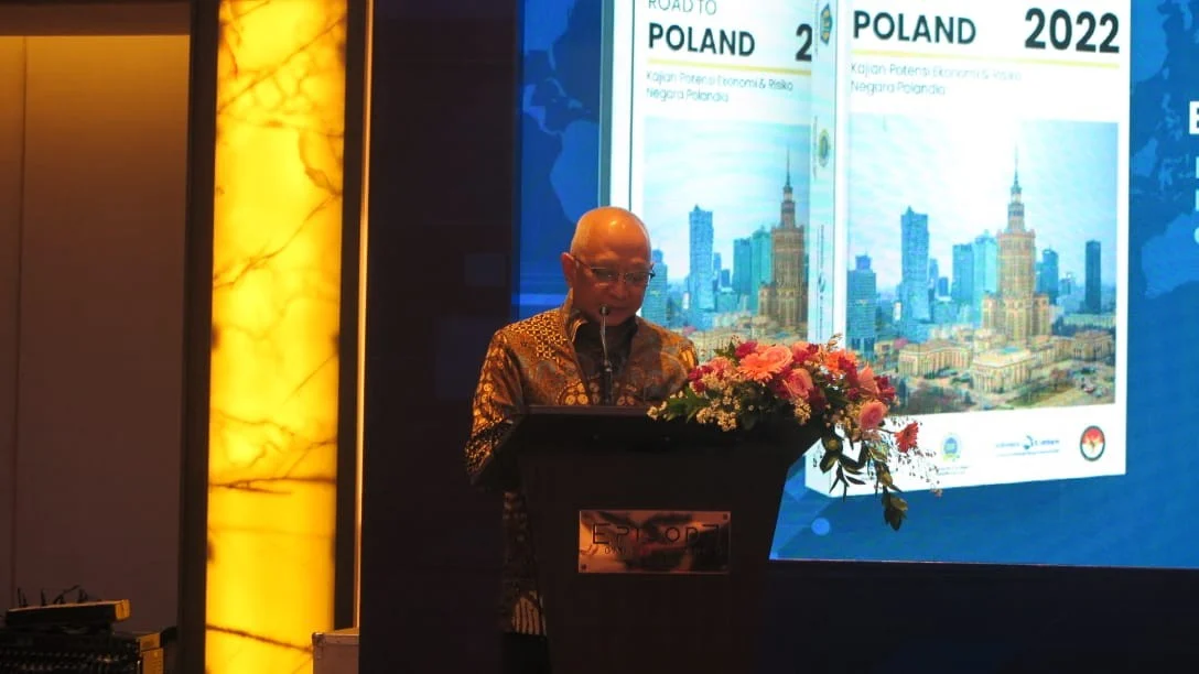 Polandia dan Eropa Menghadapi Tantangan Diplomatik dan Ekonomi