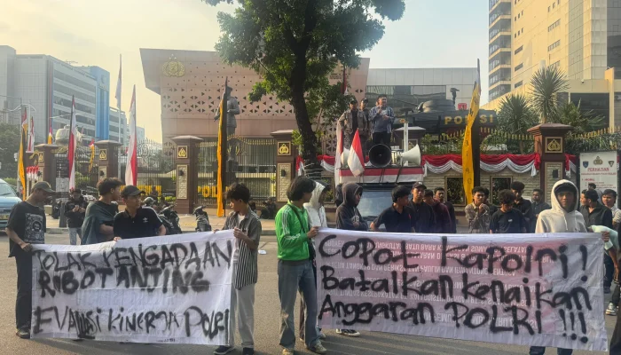 Polisi Beralih ke Layanan: Reformasi Penanganan Unjuk Rasa Mengguncang Nasional
