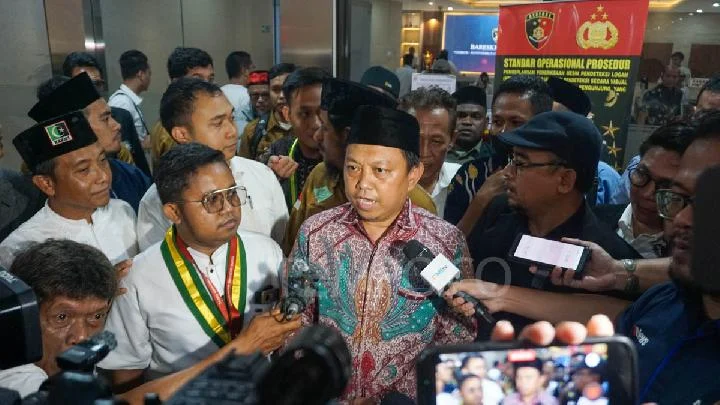 Polisi Laporkan Ade Armando, Permadi Arya, dan Grace Natalie atas Video Ceramah Jusuf Kalla di UGM: Dinamika Ormas, Politik, dan Dialog Lintas Agama
