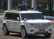 Prabowo Tiba di Cebu dengan Mobil Maung, Simbol Kemandirian Indonesia